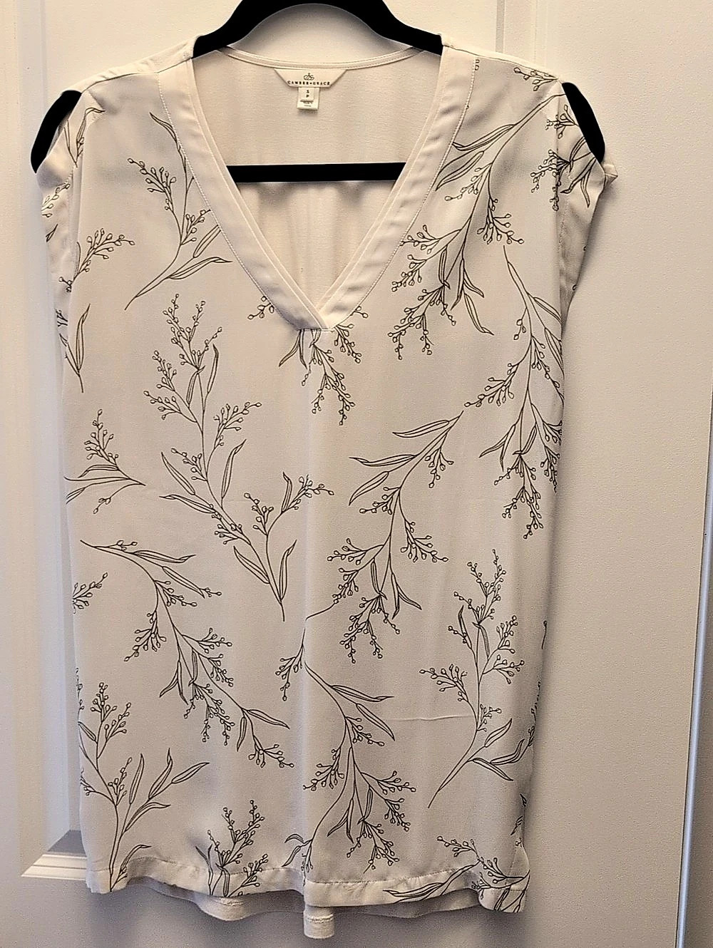 Camber & Grace Floral V-Neck Blouse